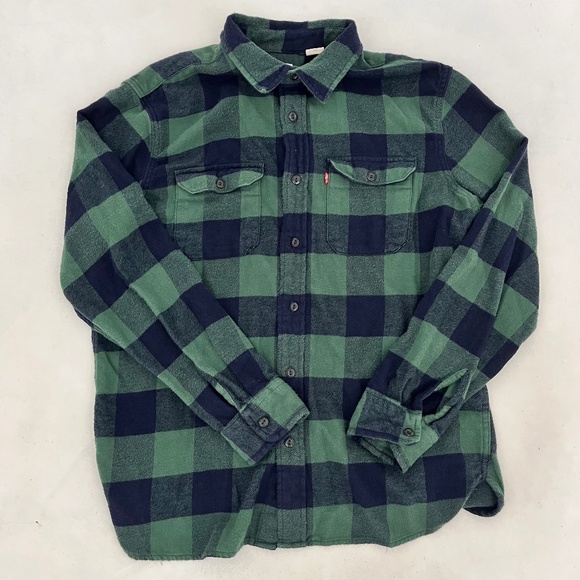 Levi's Mens L Button Up Shirt Green Black Plaid Flannel Standard Fit Pockets - Picture 1 of 10